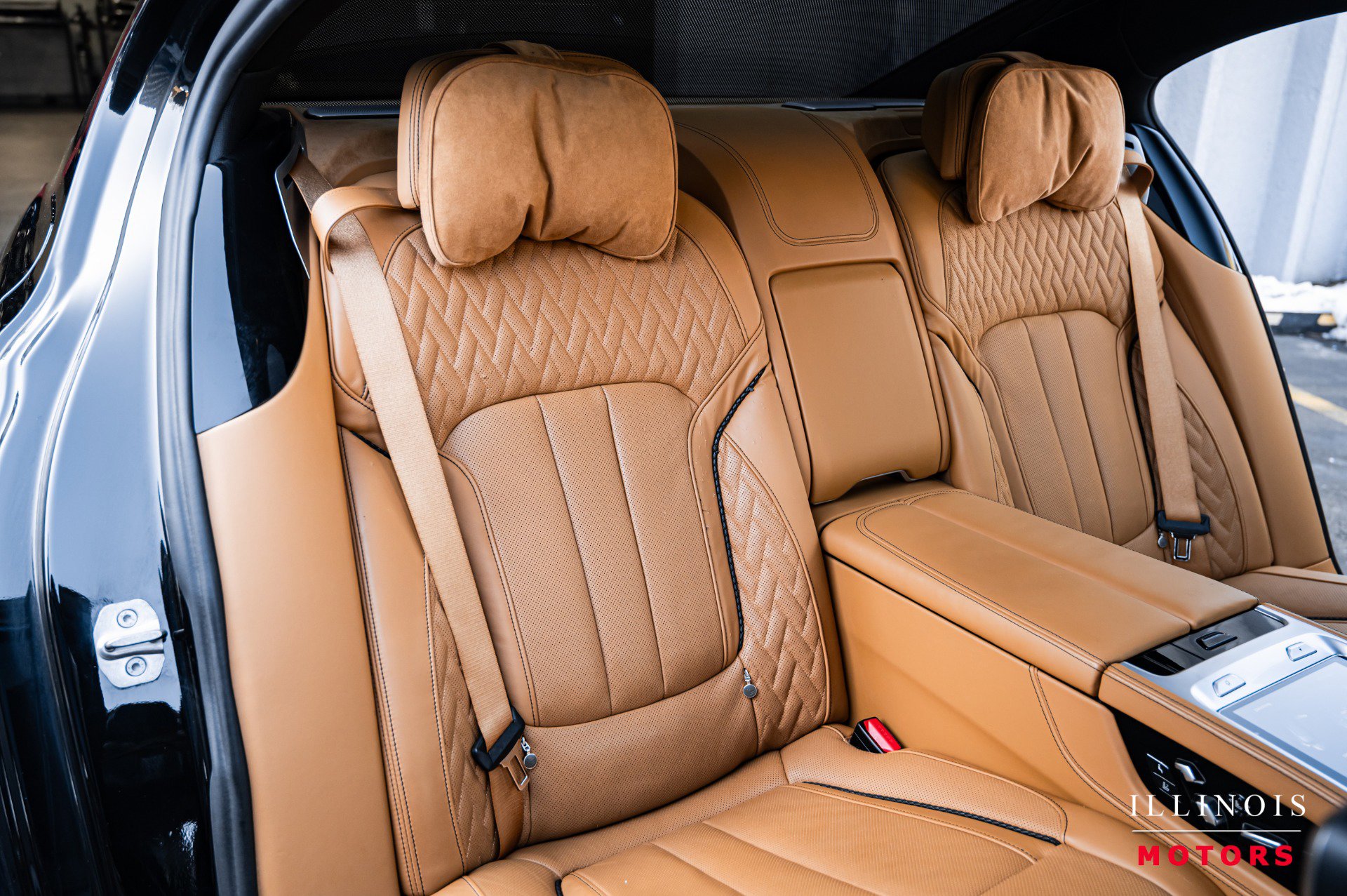 Used 2018 BMW ALPINA B7 xDrive image 41