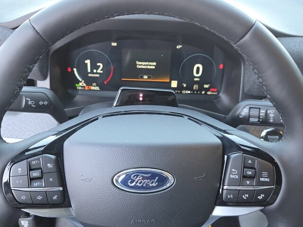 New 2027 Ford Explorer Platinum w/ 3.0L Ultimate Package RWD image 22