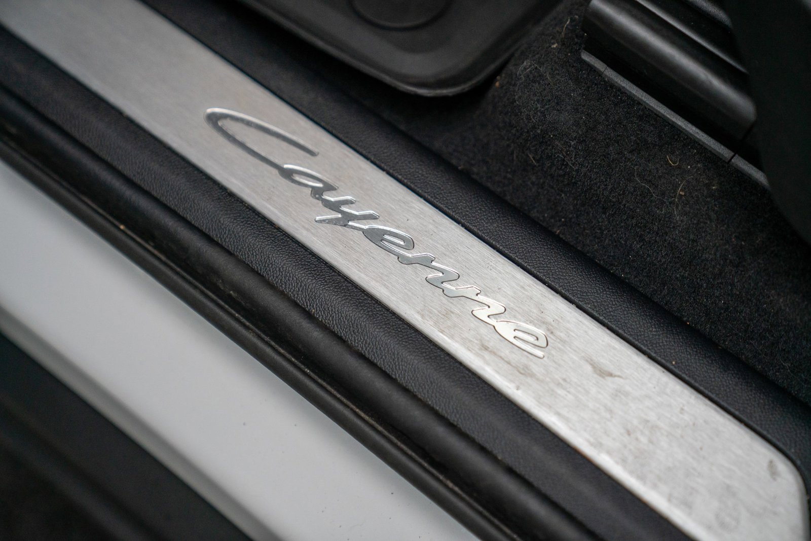 Used 2025 Porsche Cayenne image 12