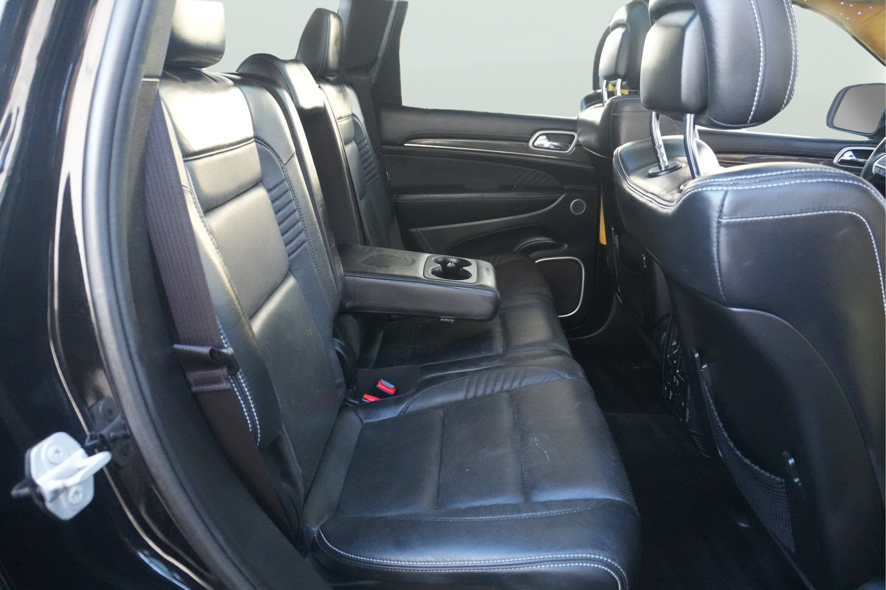 Used 2018 Jeep Grand Cherokee Trackhawk AWD/4WD image 23