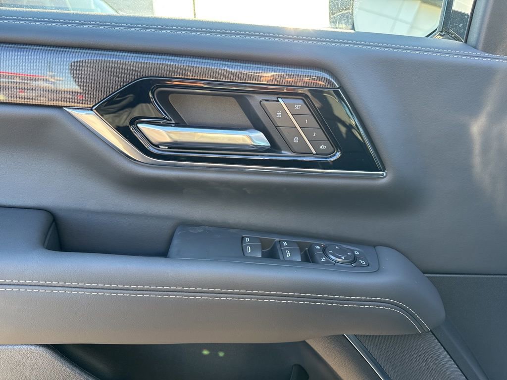 New 2026 GMC Yukon XL Elevation image 13