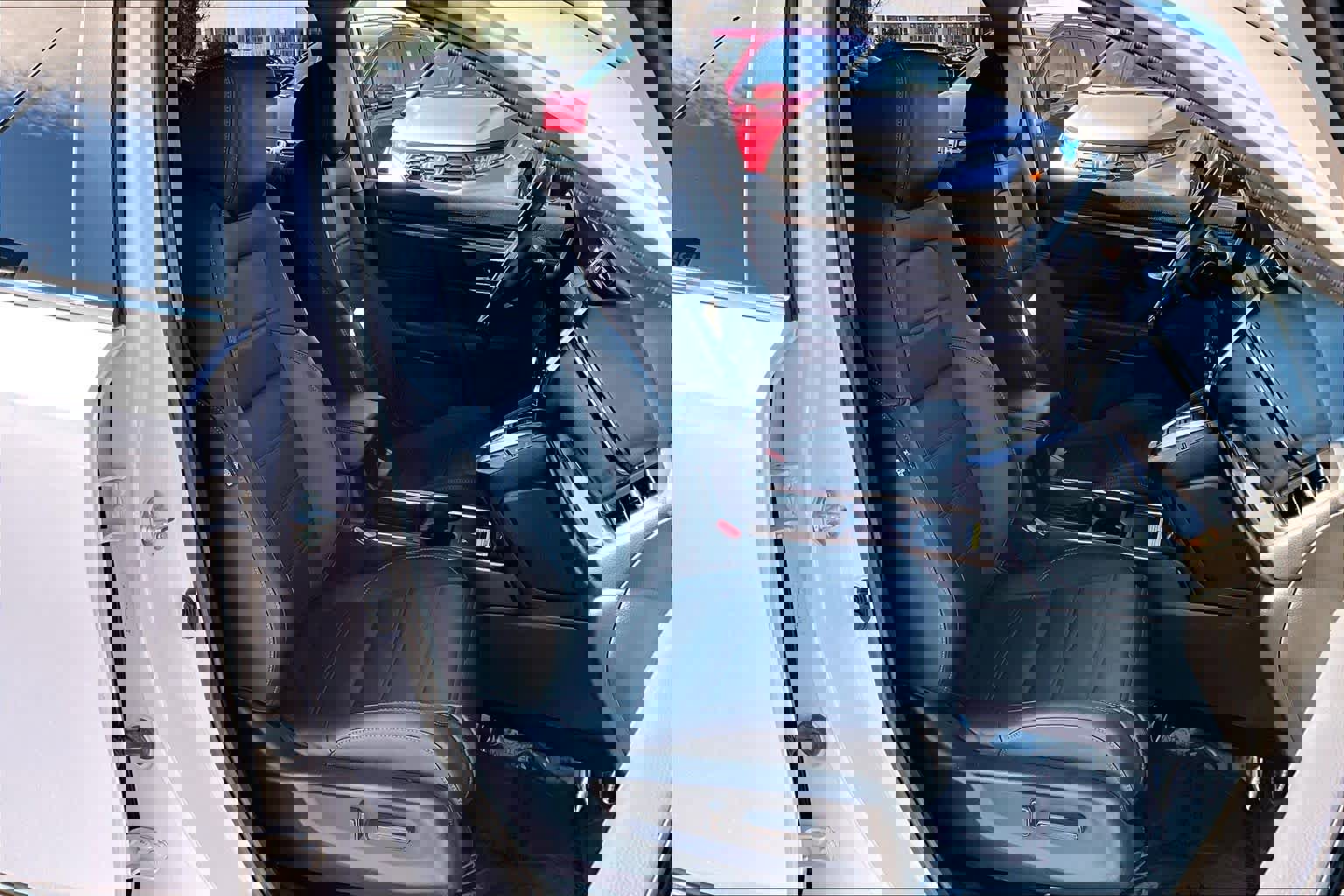 Used 2022 Honda CR-V Touring image 8