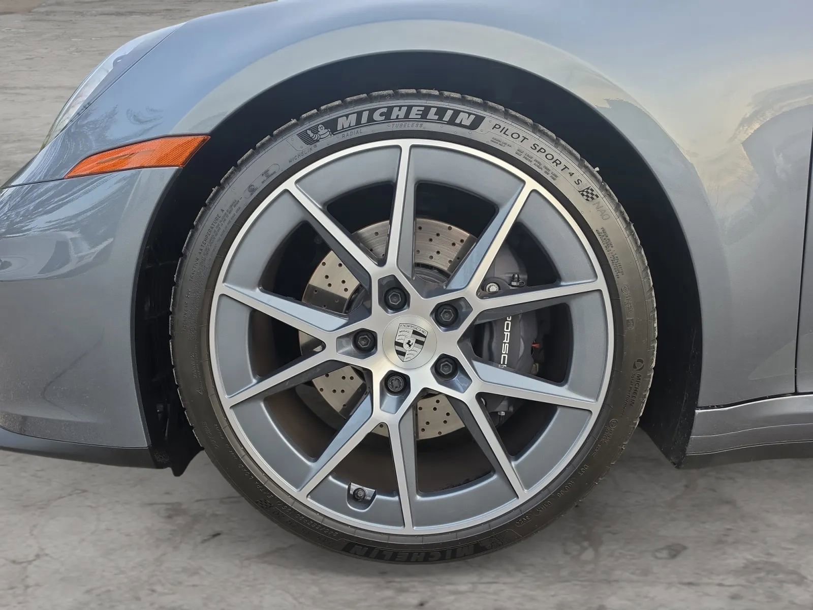 Used 2025 Porsche 911 Carrera T image 9