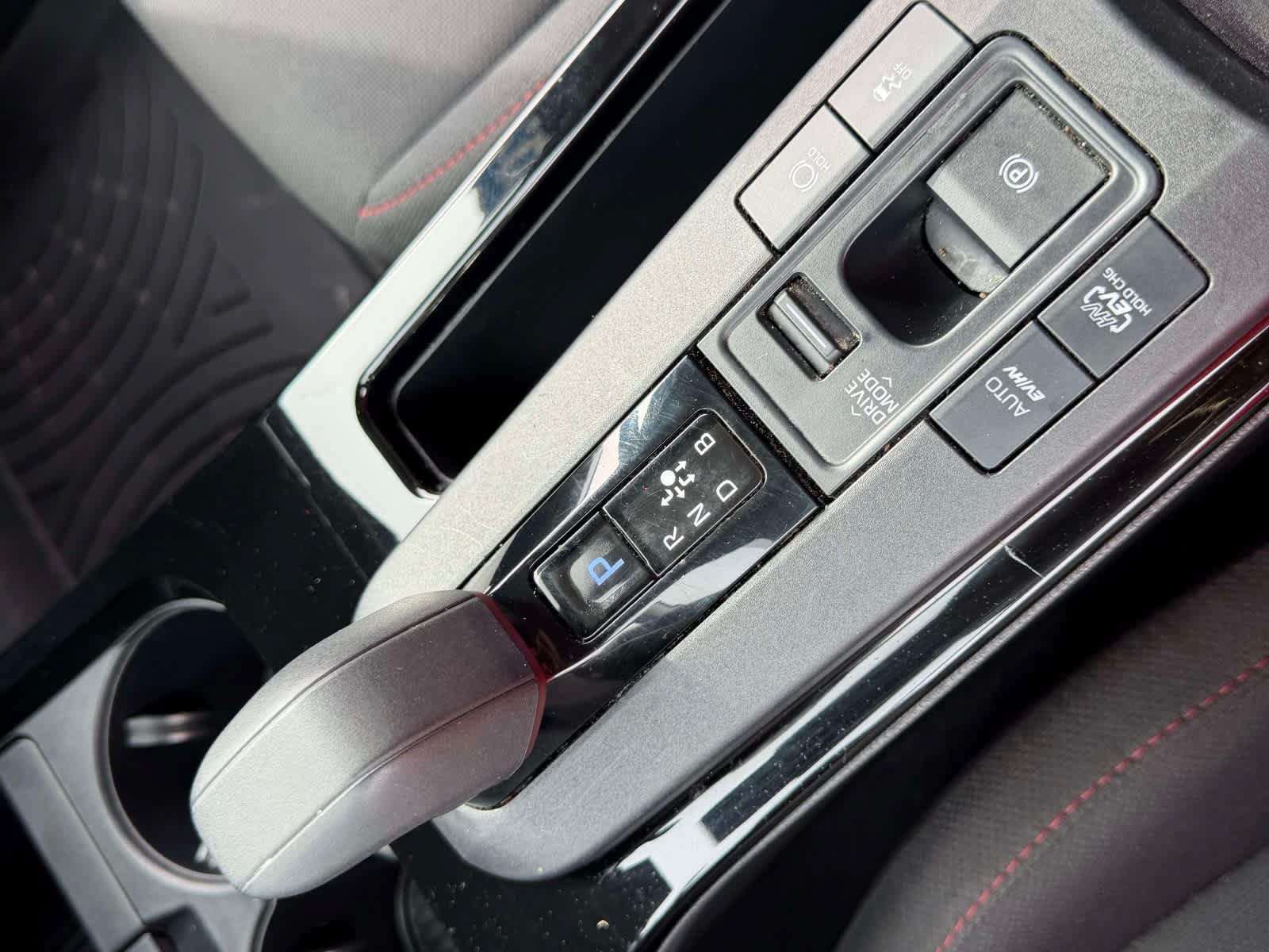 Used 2025 Toyota Prius Plug-In Hybrid FWD image 20