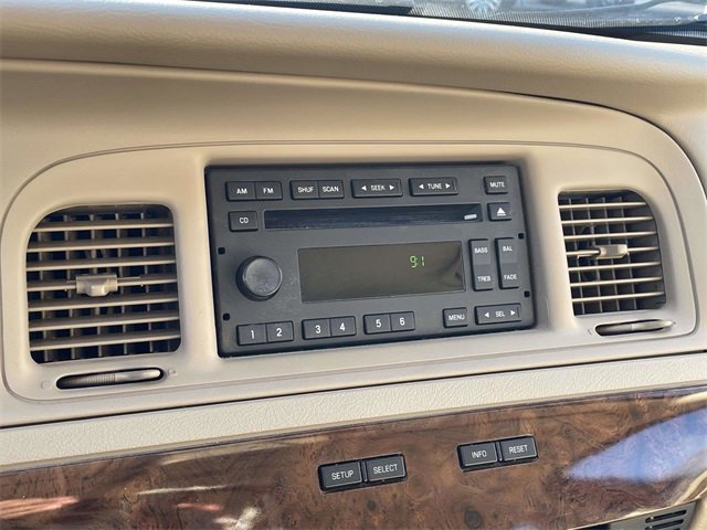 Used 2007 Mercury Grand Marquis LS image 27