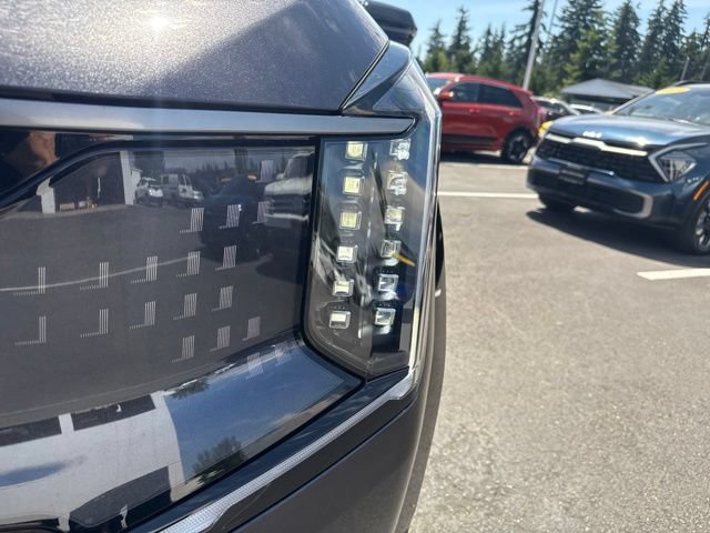 Certified 2024 Kia EV9 GT-Line AWD/4WD image 3