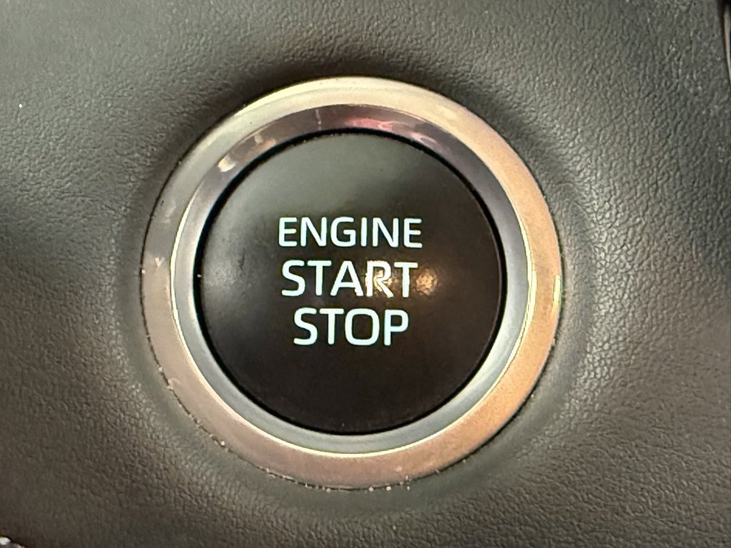 Used 2024 Toyota Highlander XLE image 26