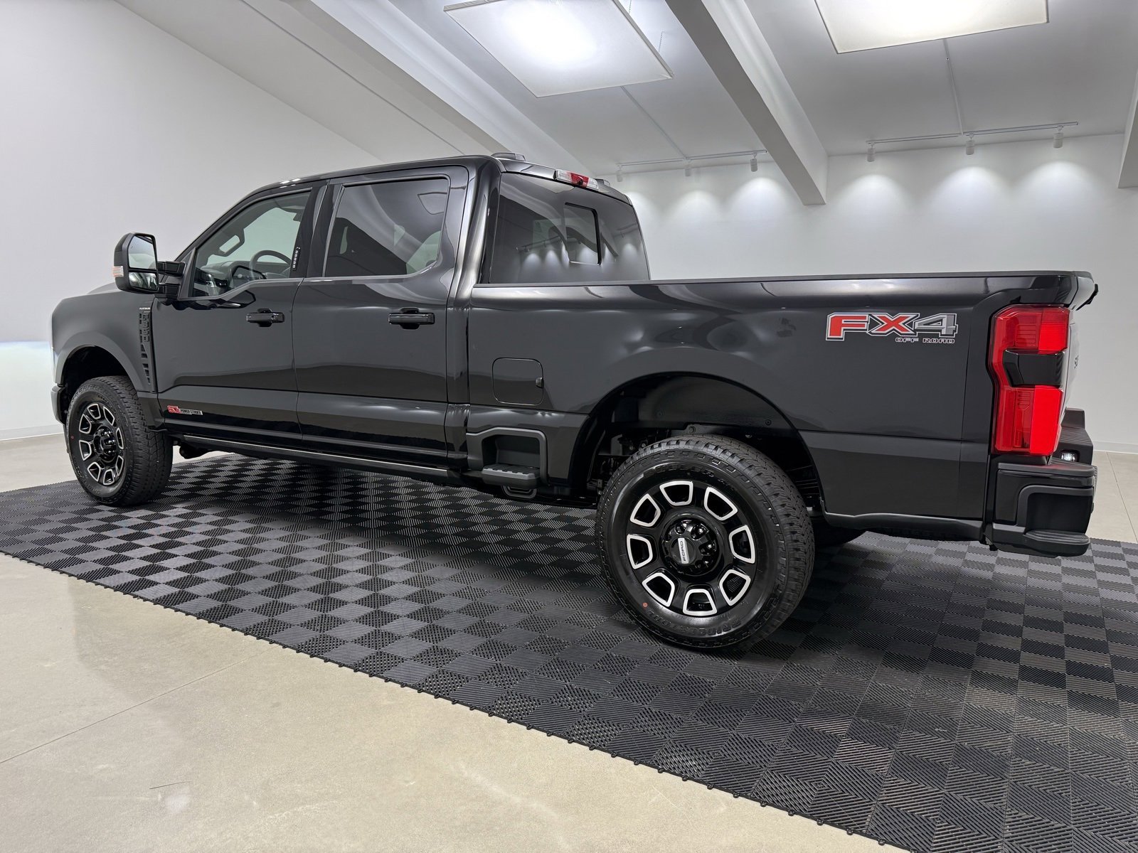 New 2026 Ford F350 Platinum image 4