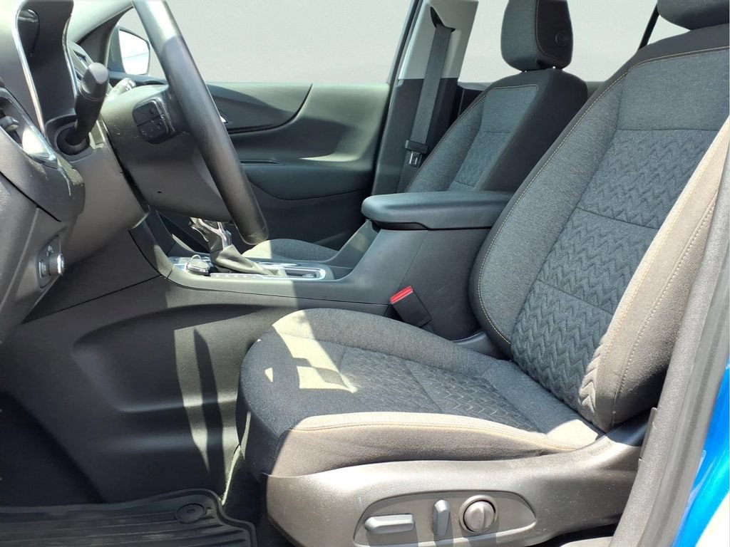 Certified 2024 Chevrolet Equinox LT FWD image 17