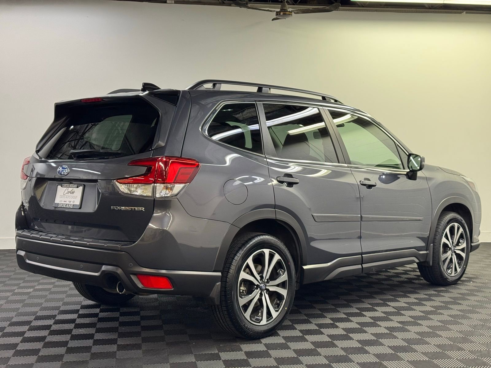 Used 2024 Subaru Forester Limited w/ POP Package 3 image 2