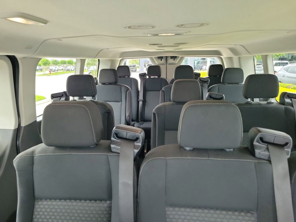 Used 2023 Ford Transit 350 XLT image 18