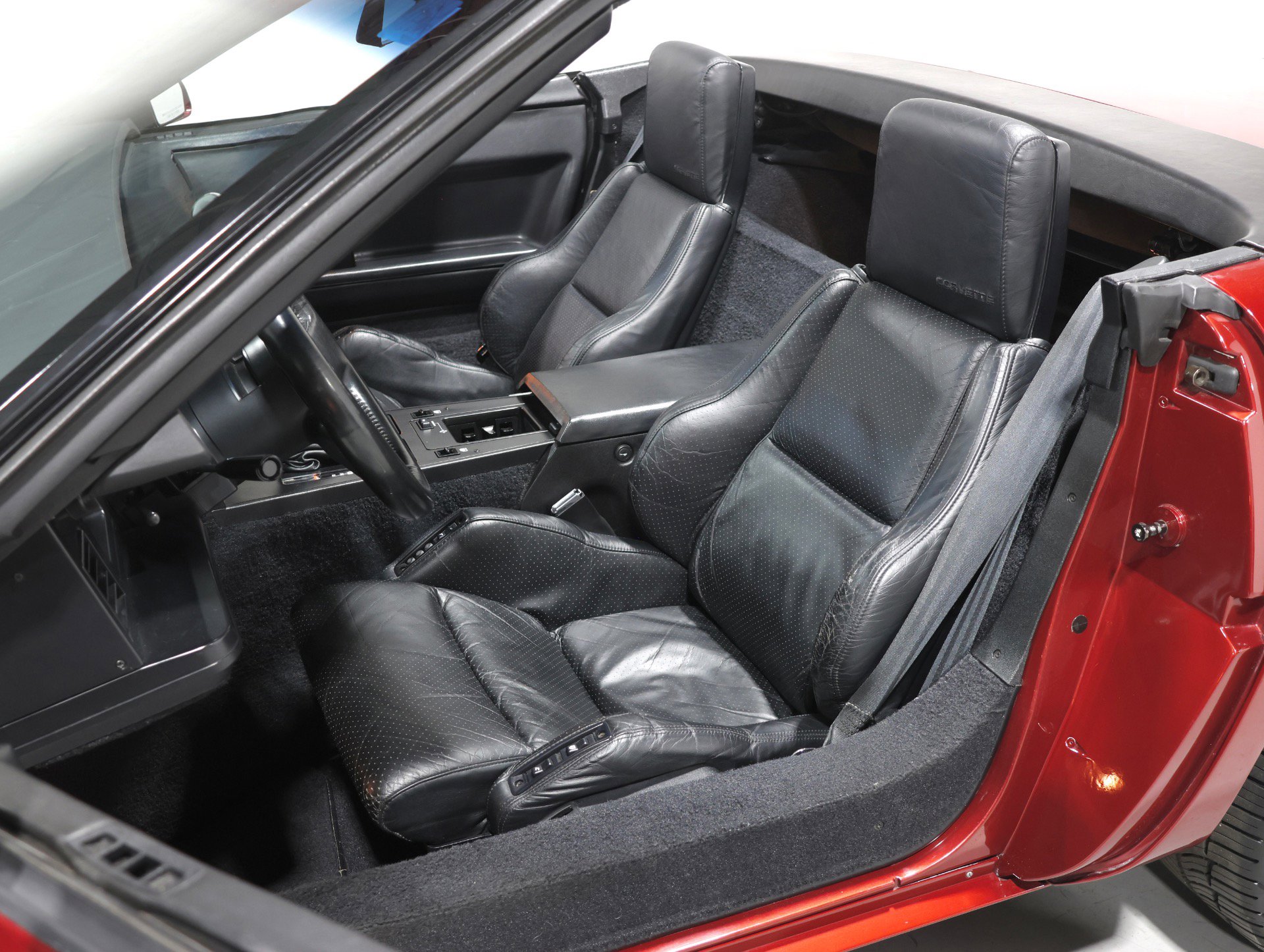 Used 1988 Chevrolet Corvette Convertible image 9