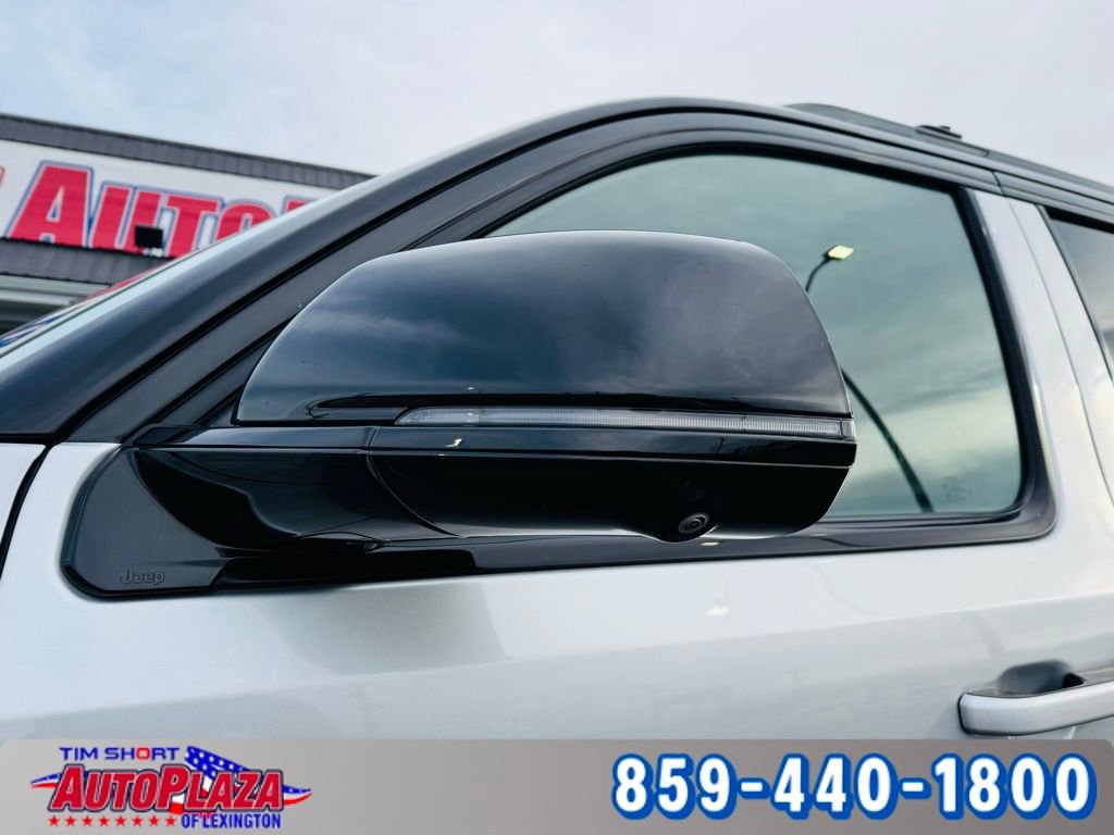 Used 2024 Jeep Grand Wagoneer Series II w/ Quick Order Packagew 28T image 17