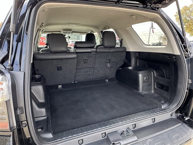 Used 2017 Toyota 4Runner SR5 image 28