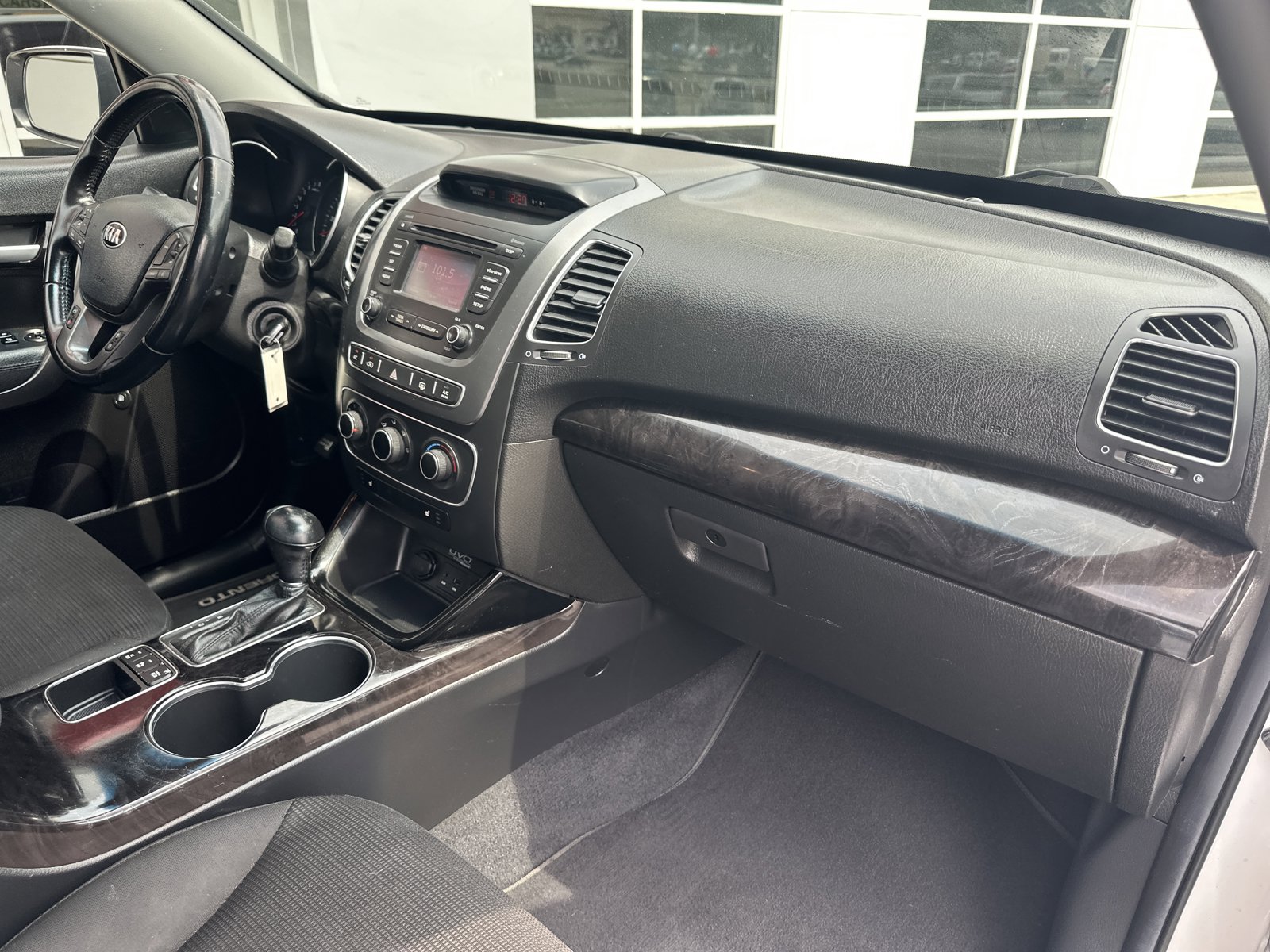 Used 2015 Kia Sorento LX FWD image 30