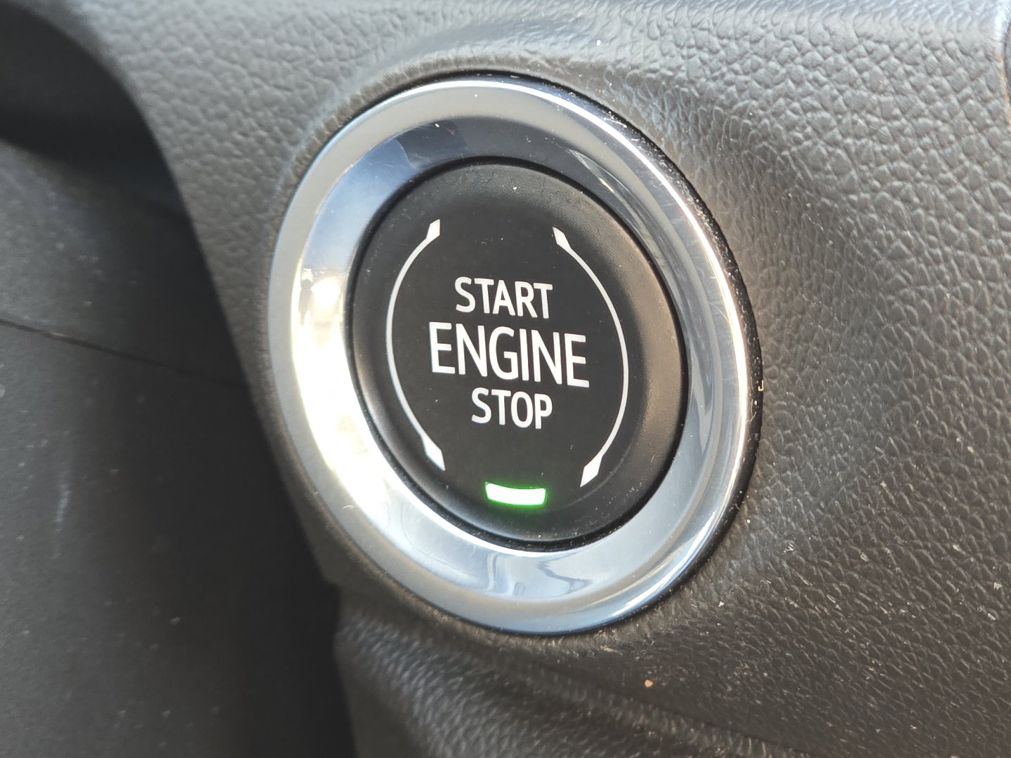 Used 2023 Buick Encore GX Essence w/ Advanced Technology Package image 12