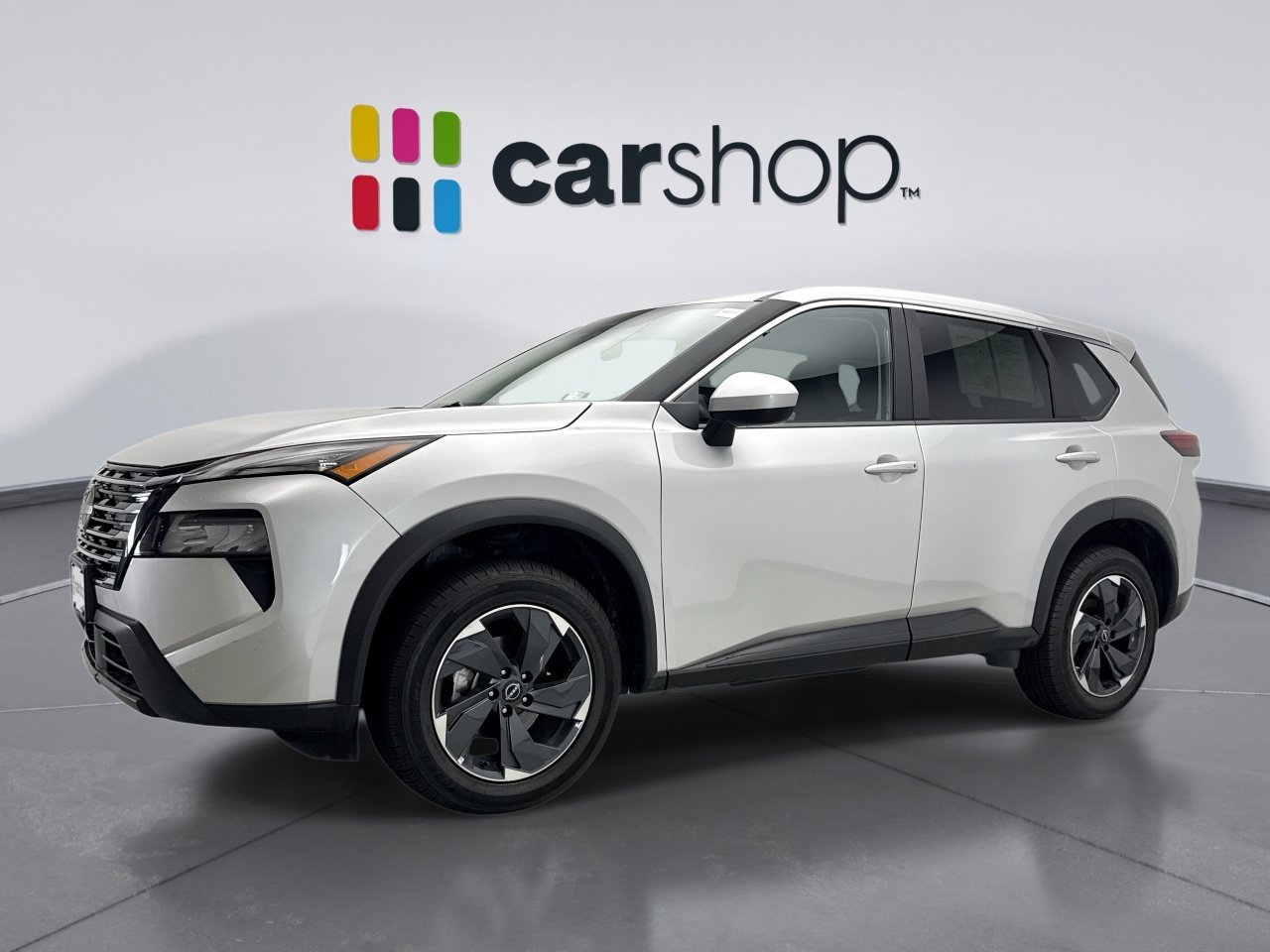 Used 2025 Nissan Rogue SV AWD/4WD image 1