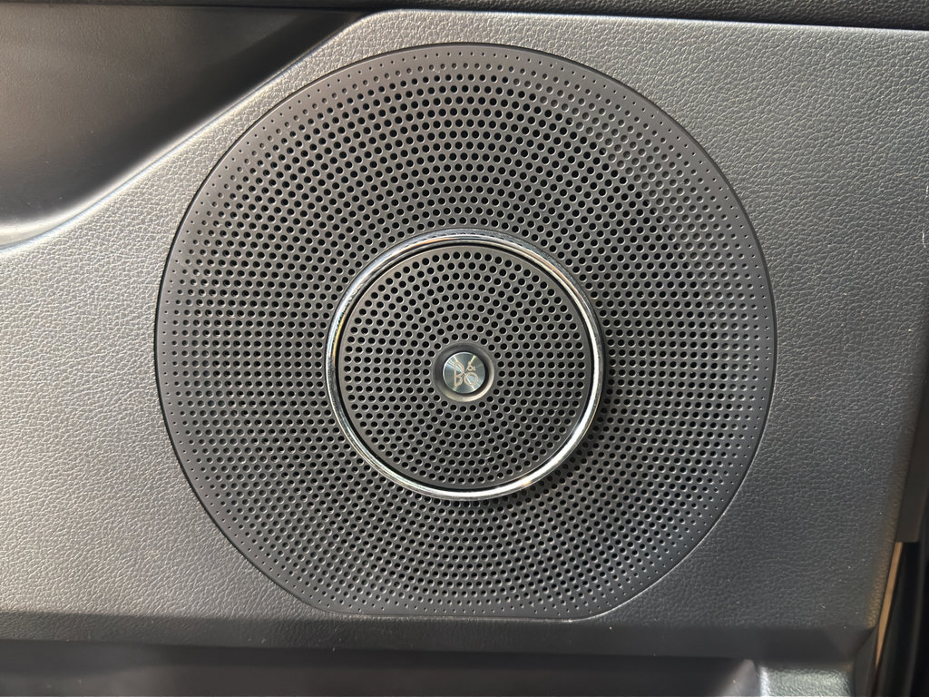 Used 2023 Ford Expedition Limited AWD/4WD image 13