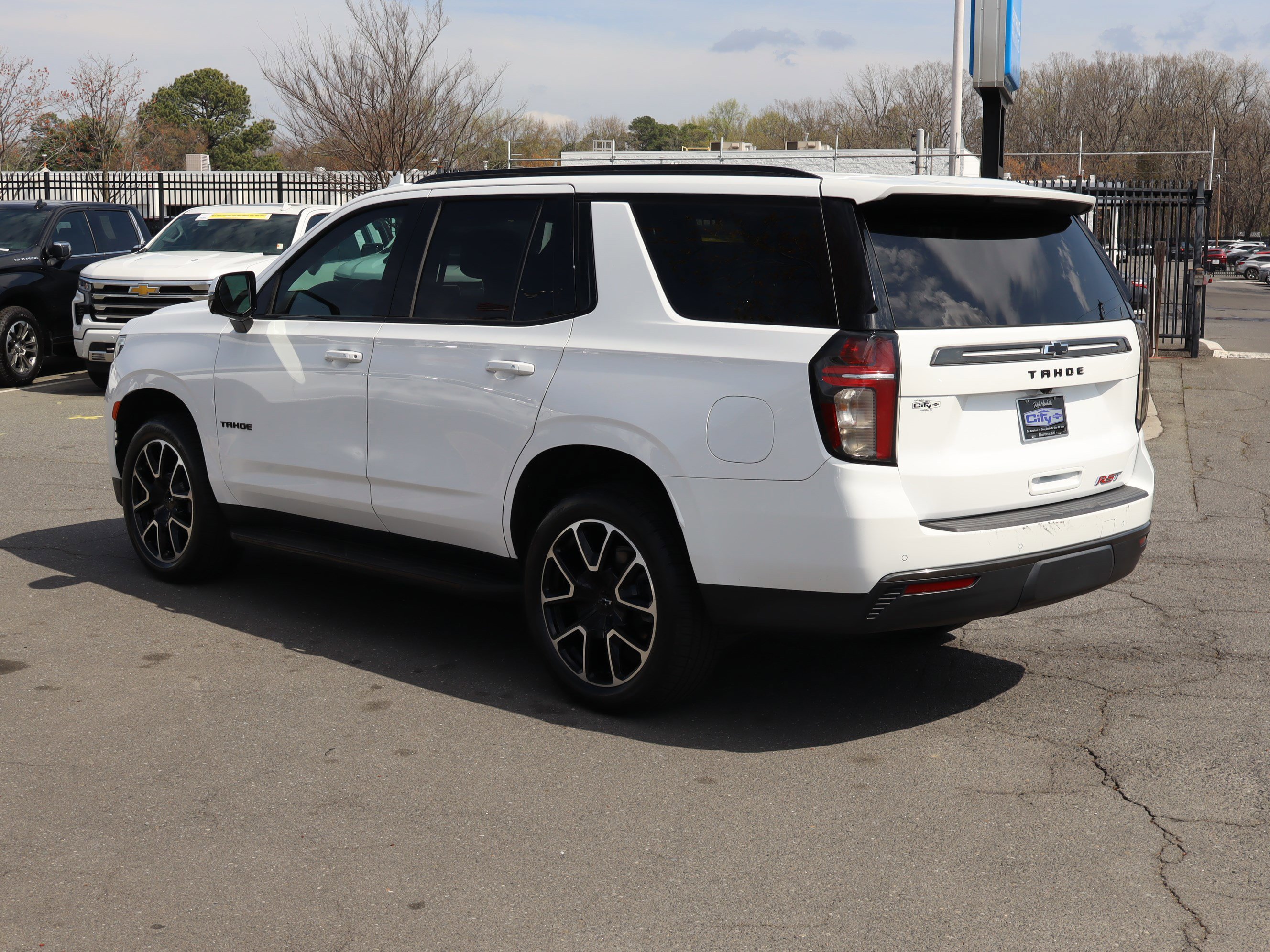 Used 2021 Chevrolet Tahoe RST w/ Luxury Package image 8