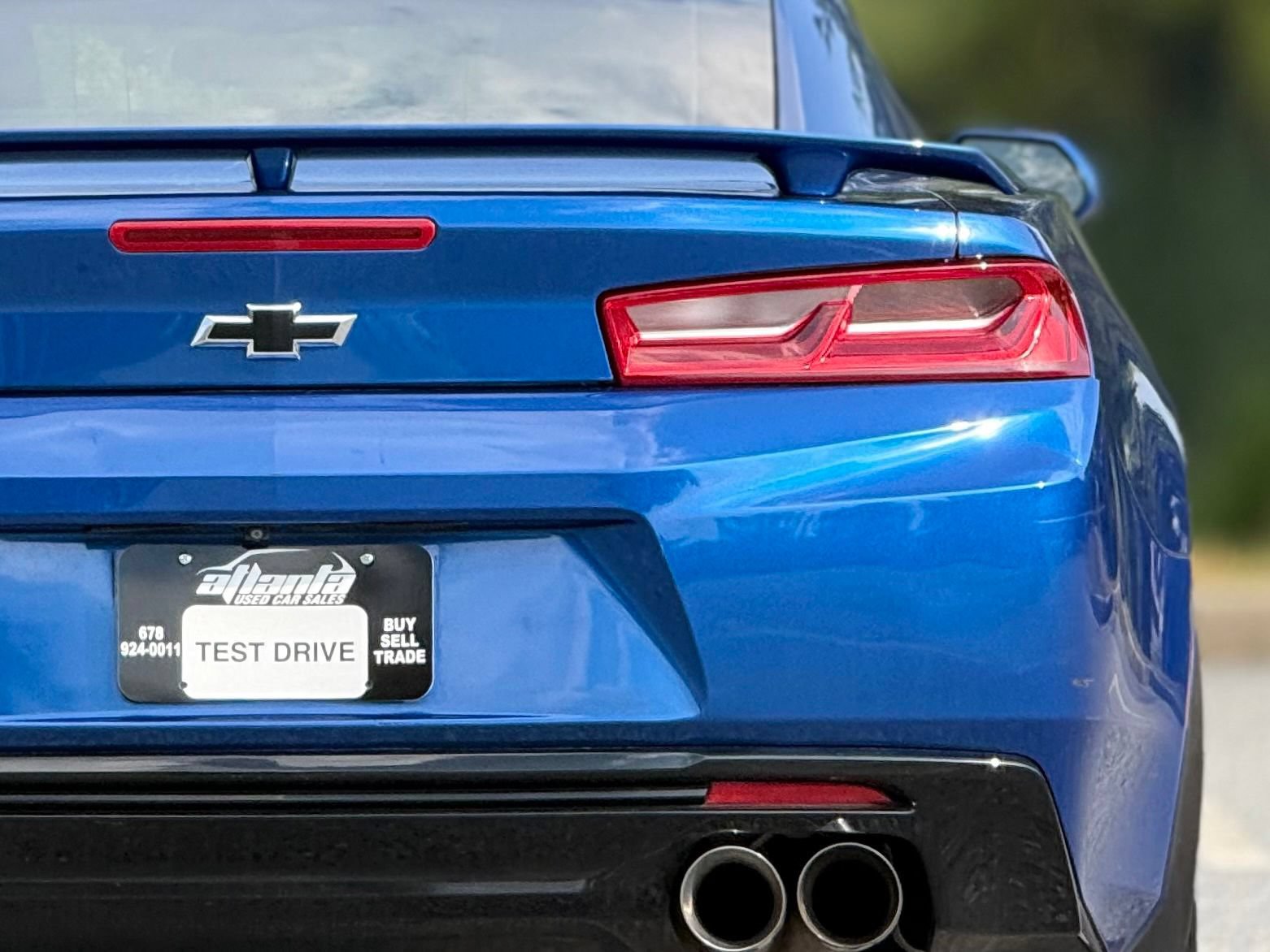 Used 2018 Chevrolet Camaro SS RWD image 17