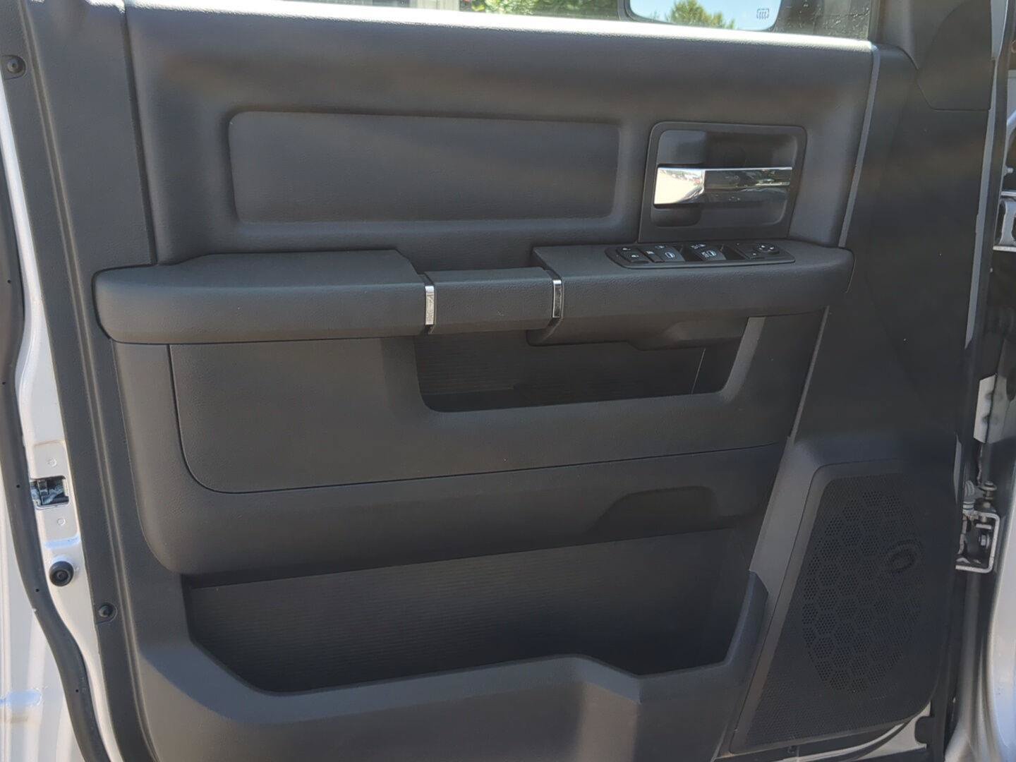 Used 2012 RAM 1500 Sport w/ Sport Premium Group AWD/4WD image 11