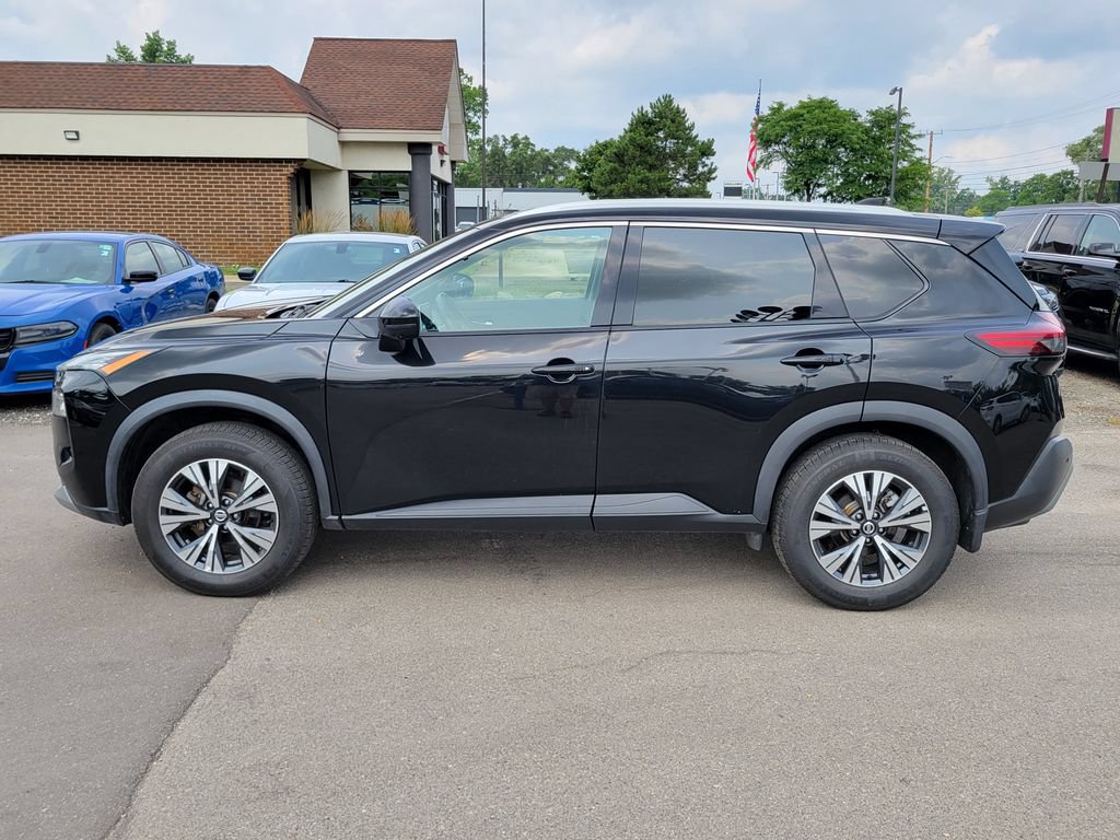 Used 2021 Nissan Rogue SV AWD/4WD image 7