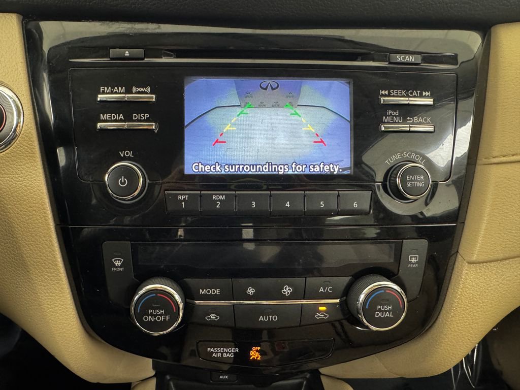 Used 2017 Nissan Rogue SV image 20