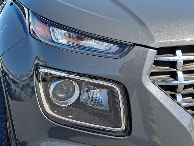 Used 2023 Hyundai Venue SEL image 9