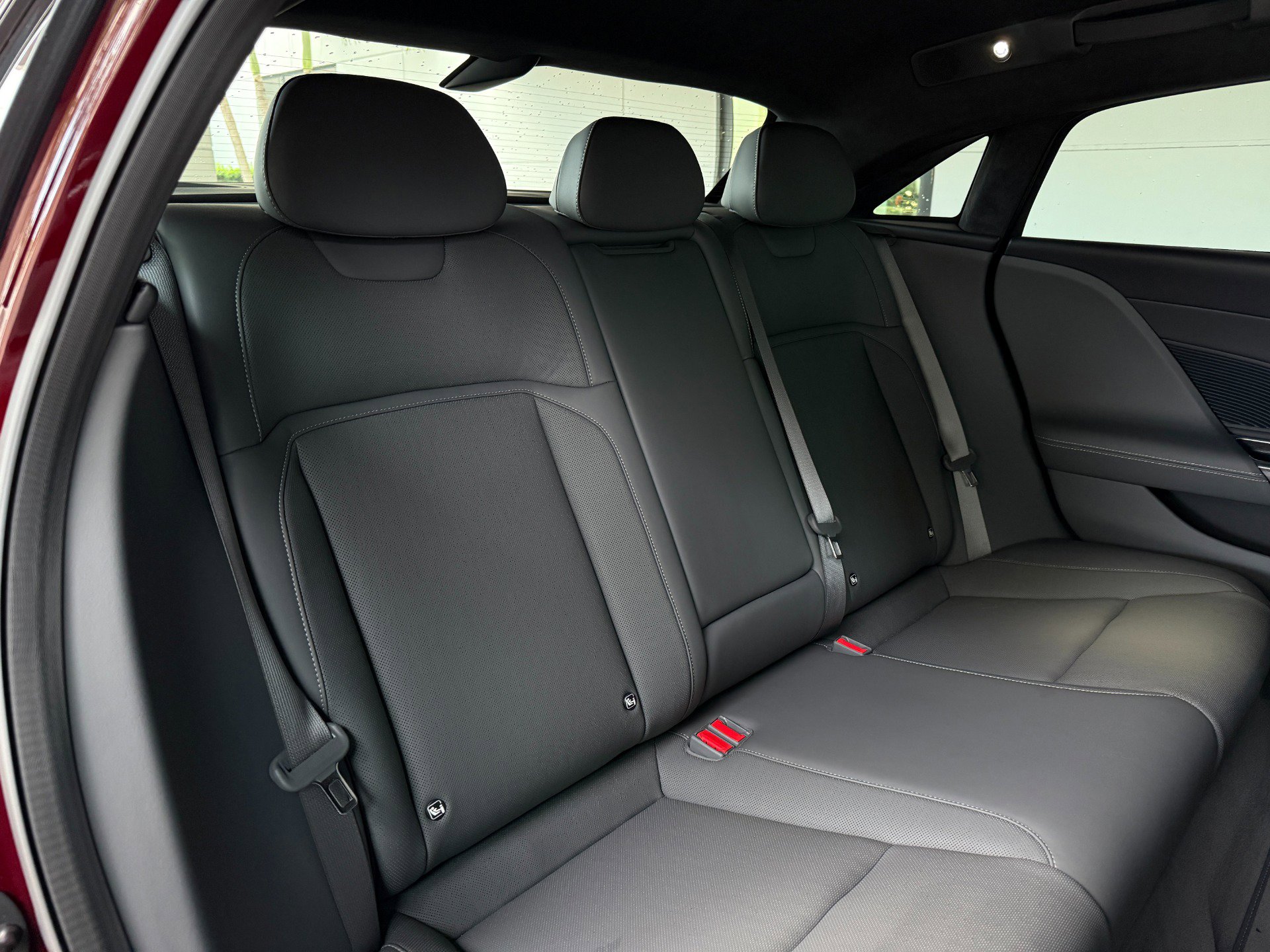 Used 2023 Lucid Air Pure image 23