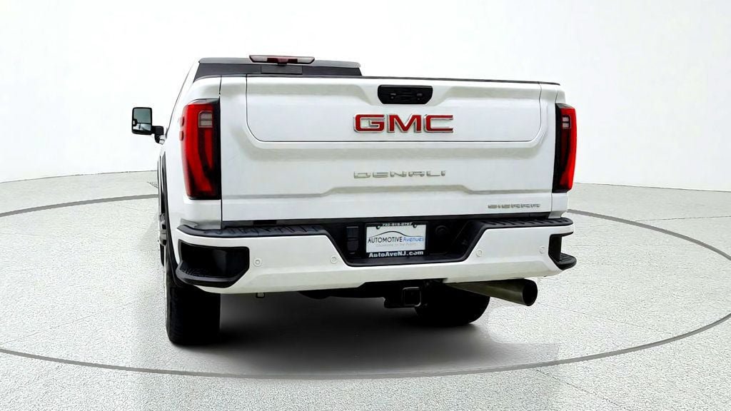 Used 2024 GMC Sierra 2500 Denali w/ Denali Reserve Package AWD/4WD image 6