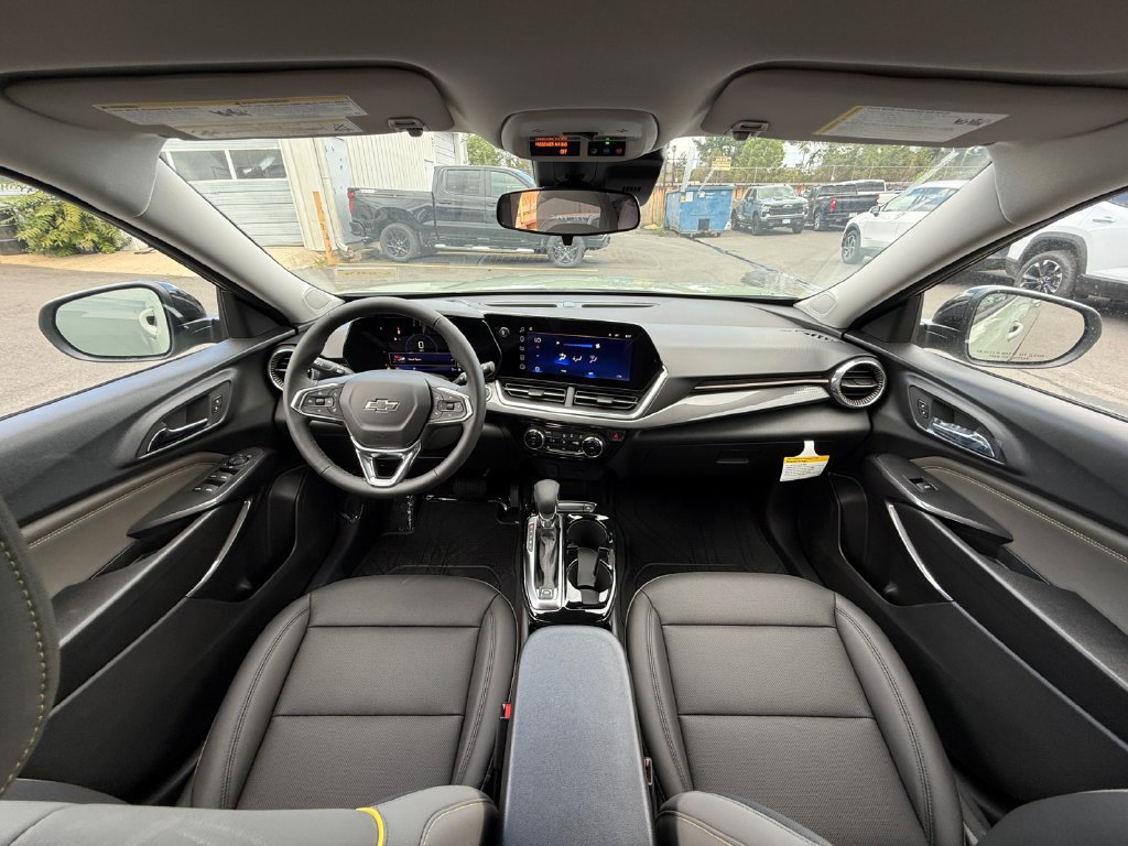 New 2026 Chevrolet Trax ACTIV FWD image 21