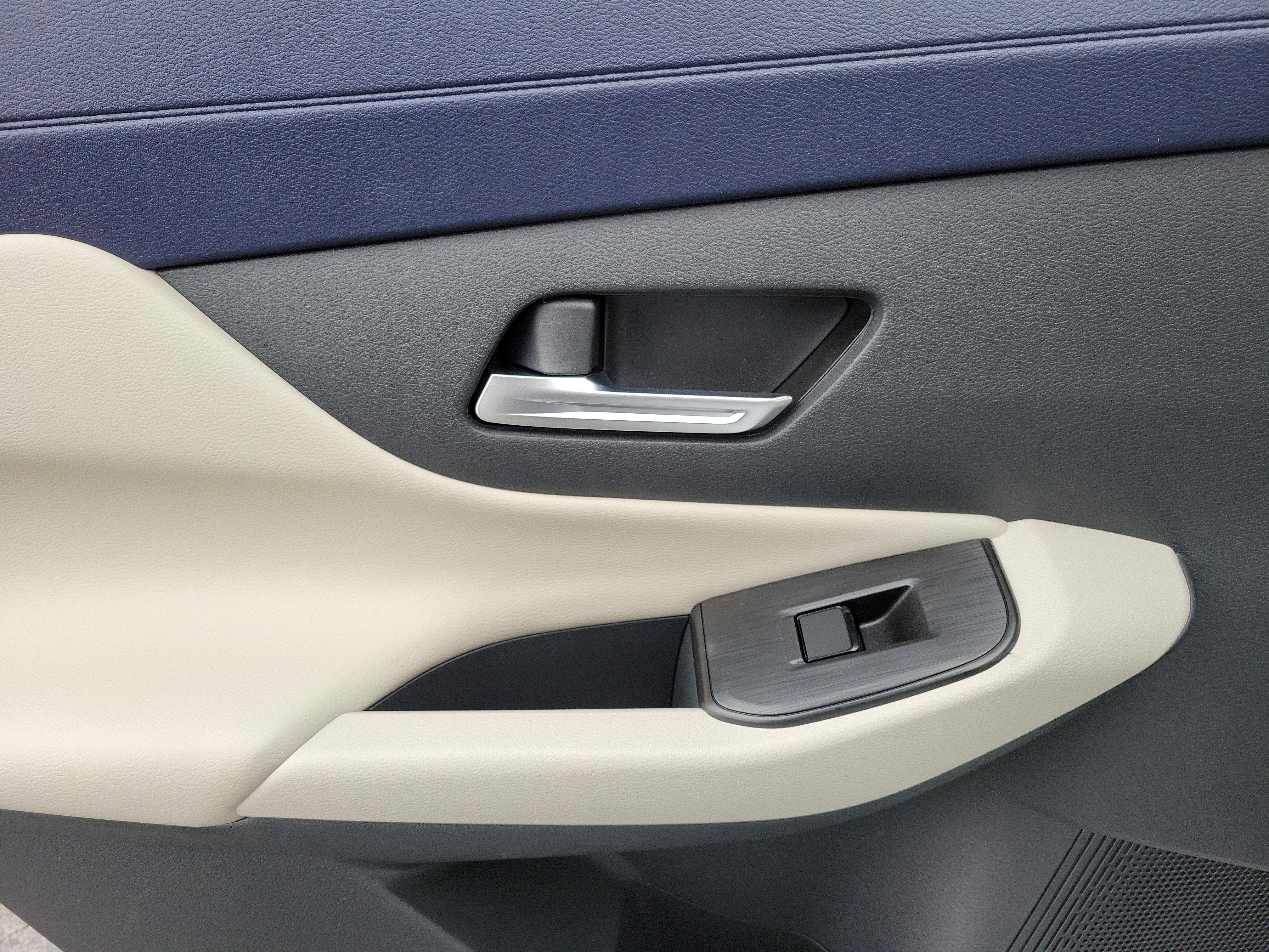 New 2026 Nissan Sentra SL w/ Floor Mat Package FWD image 12