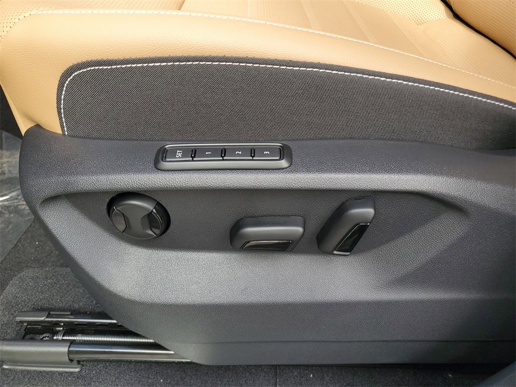 New 2026 Volkswagen Atlas Cross Sport SEL R-Line image 20