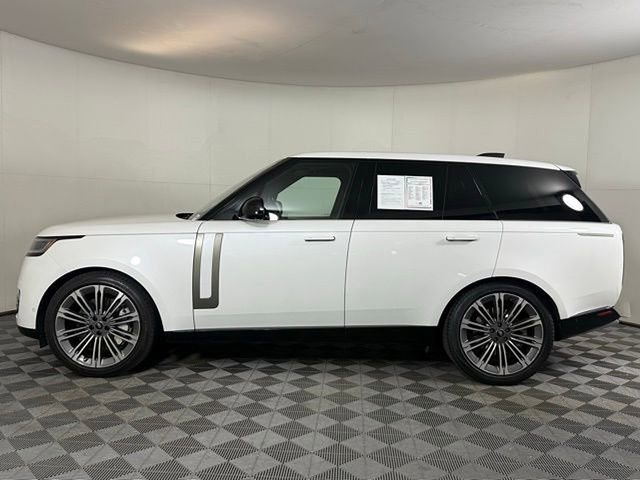 Certified 2023 Land Rover Range Rover SE video 3