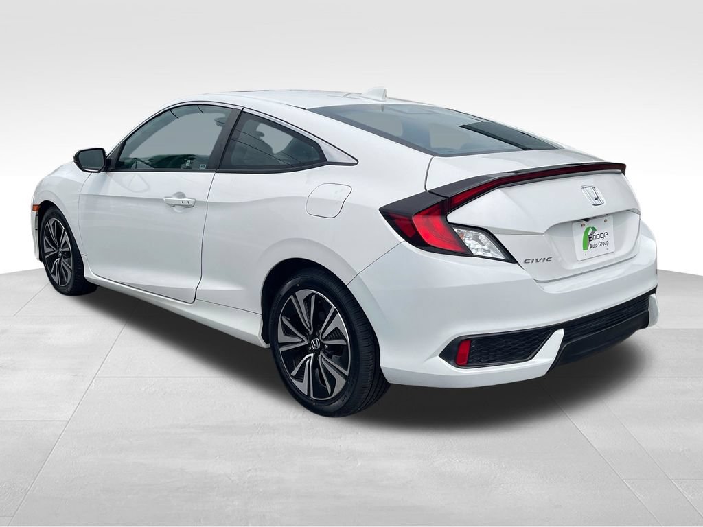 Used 2017 Honda Civic EX-T image 6