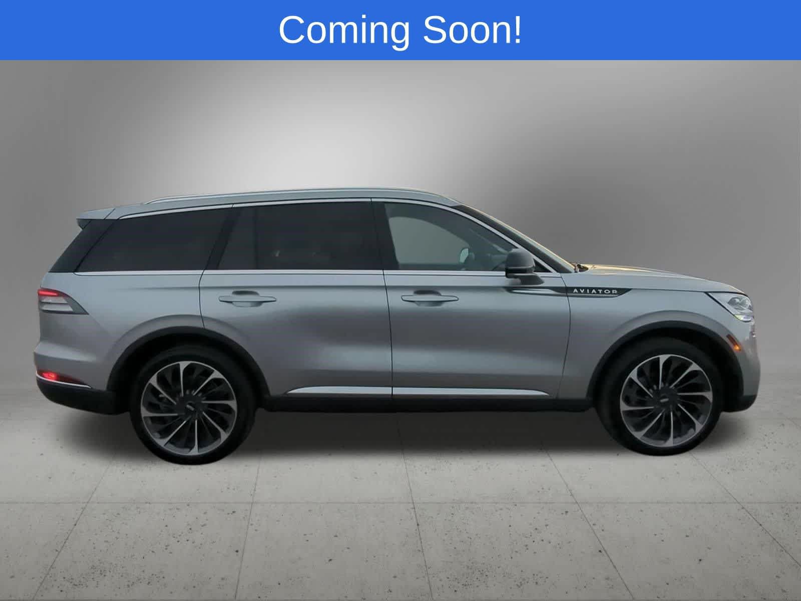 Used 2024 Lincoln Aviator Reserve w/ Equipment Group 201A AWD/4WD image 7