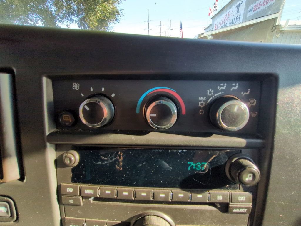 Used 2019 Chevrolet Express 2500 w/ Driver Convenience Package image 19