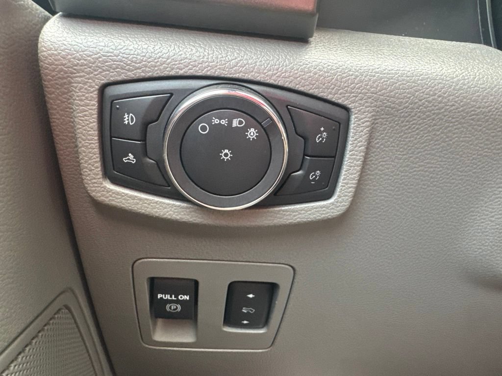 Certified 2019 Ford F150 XLT w/ Equipment Group 302A Luxury AWD/4WD image 26