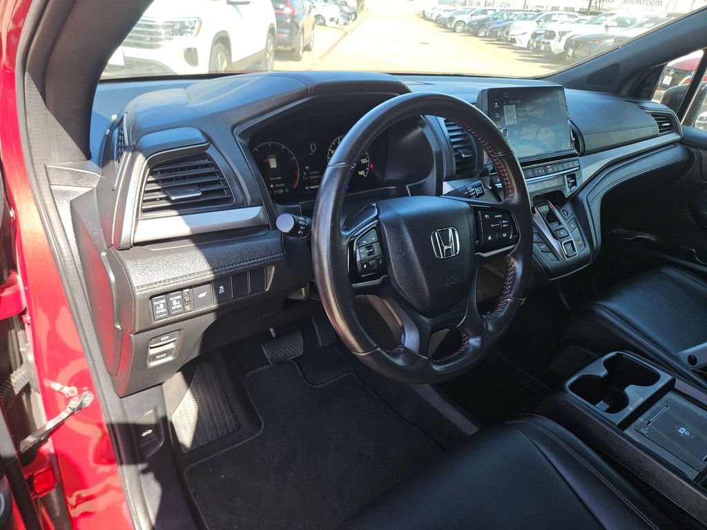 Used 2025 Honda Odyssey Sport-L image 11