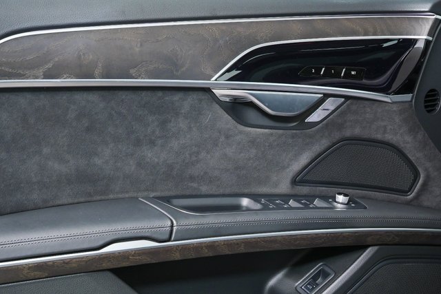 Used 2022 Audi A8 L 3.0T image 6