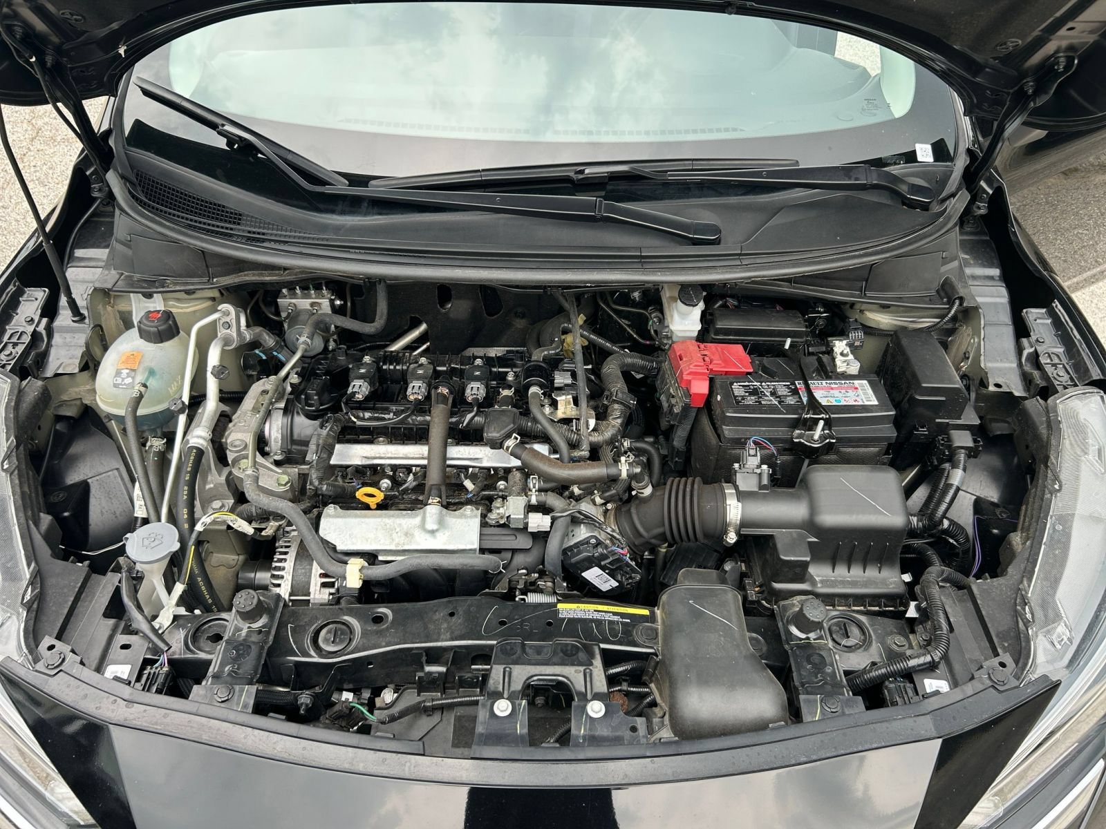 Used 2025 Nissan Versa SV FWD image 22
