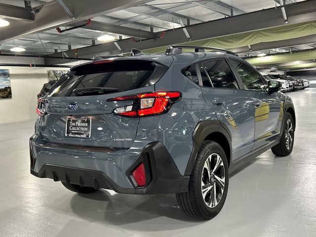 Used 2025 Subaru Crosstrek 2.0i Premium AWD/4WD image 2