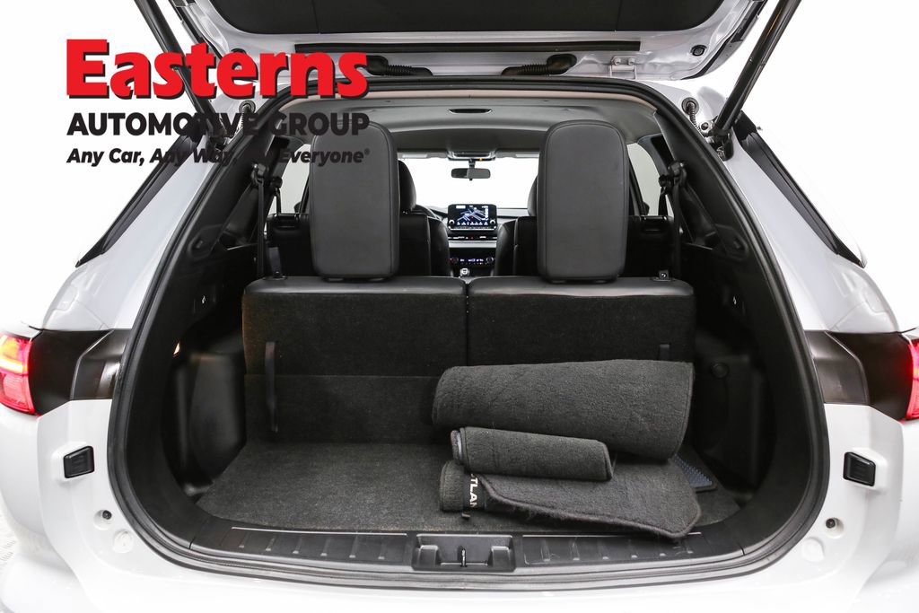 Used 2024 Mitsubishi Outlander SE image 9