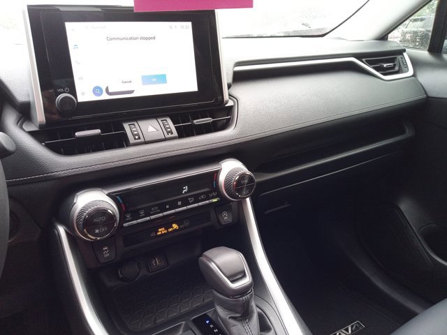 Used 2025 Toyota RAV4 XLE Premium FWD image 21