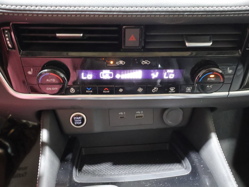 Used 2023 Nissan Rogue SL w/ SL Premium Package AWD/4WD image 14