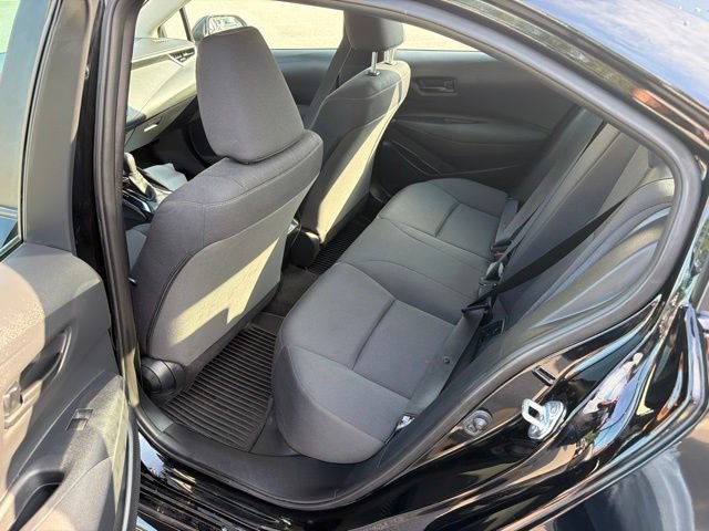 Used 2023 Toyota Corolla LE FWD image 30
