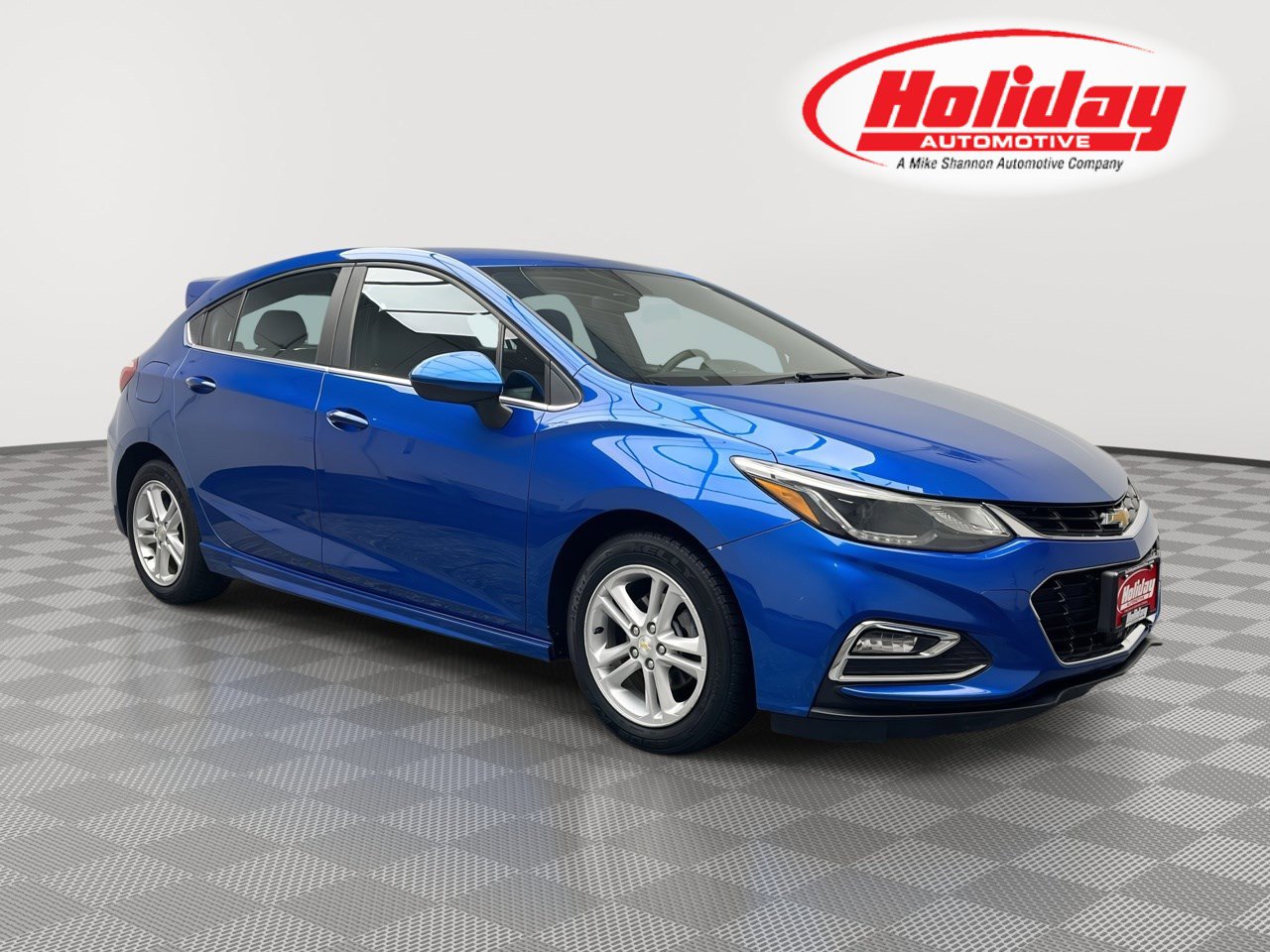 Used 2017 Chevrolet Cruze LT w/ Convenience Package image 1