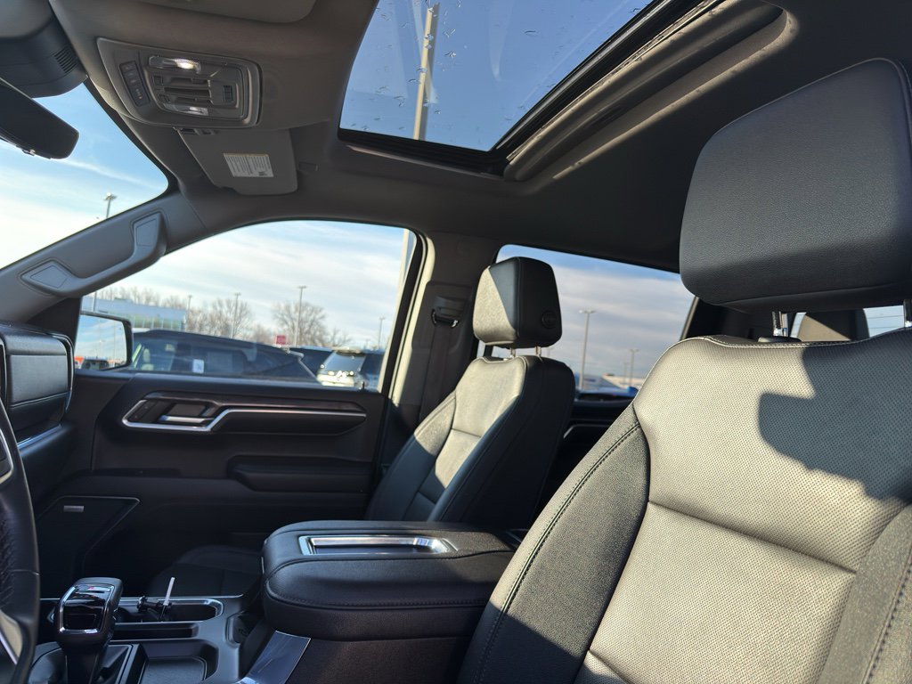 Used 2022 Chevrolet Silverado 1500 LTZ w/ LTZ Premium Package image 26