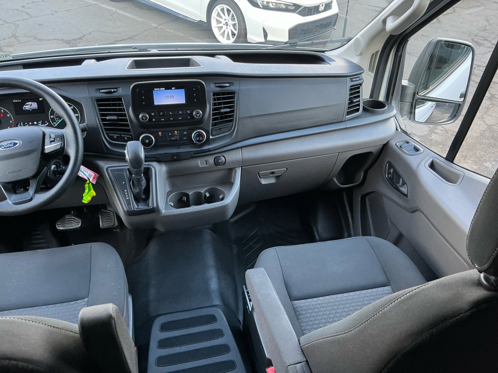 Used 2023 Ford Transit 250 Medium Roof RWD image 15