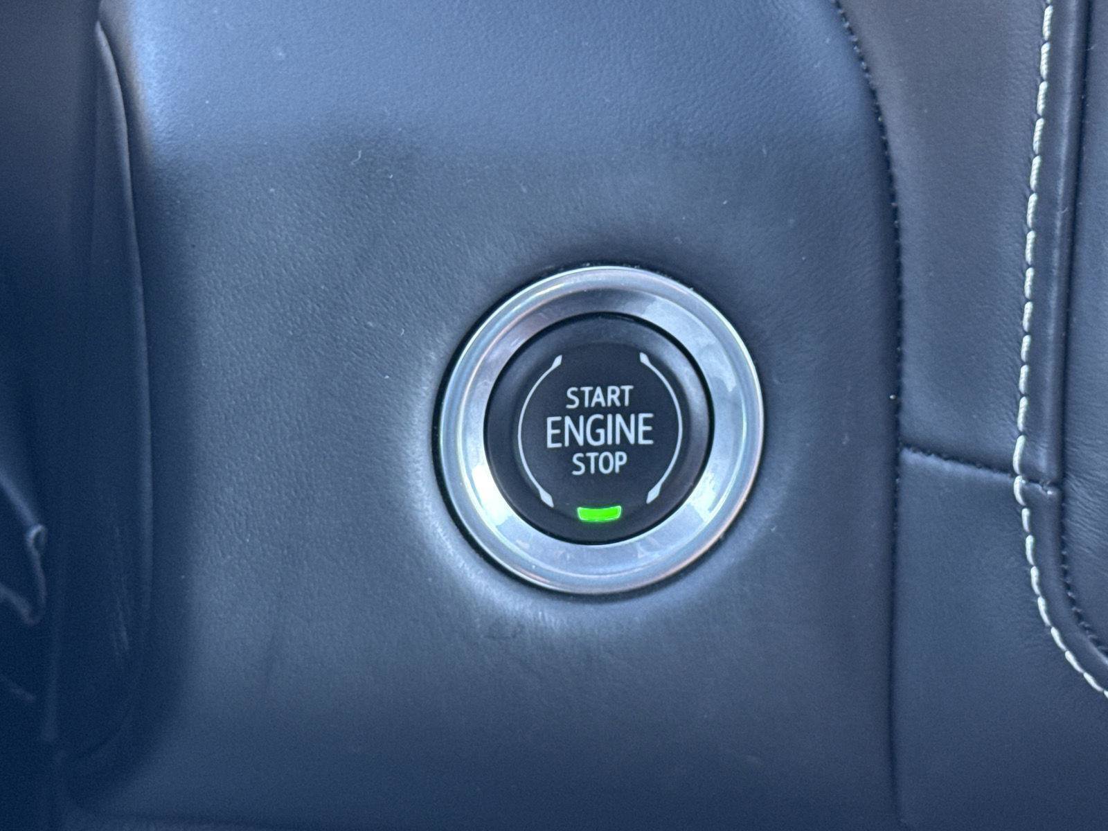Used 2023 GMC Yukon Denali Ultimate image 21